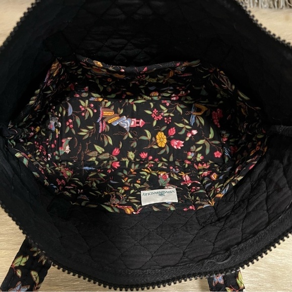 Vintage VERA BRADLEY Ping Petite Paddy Bag Zip Top Black Gold Toile Red Asian - Picture 10 of 12